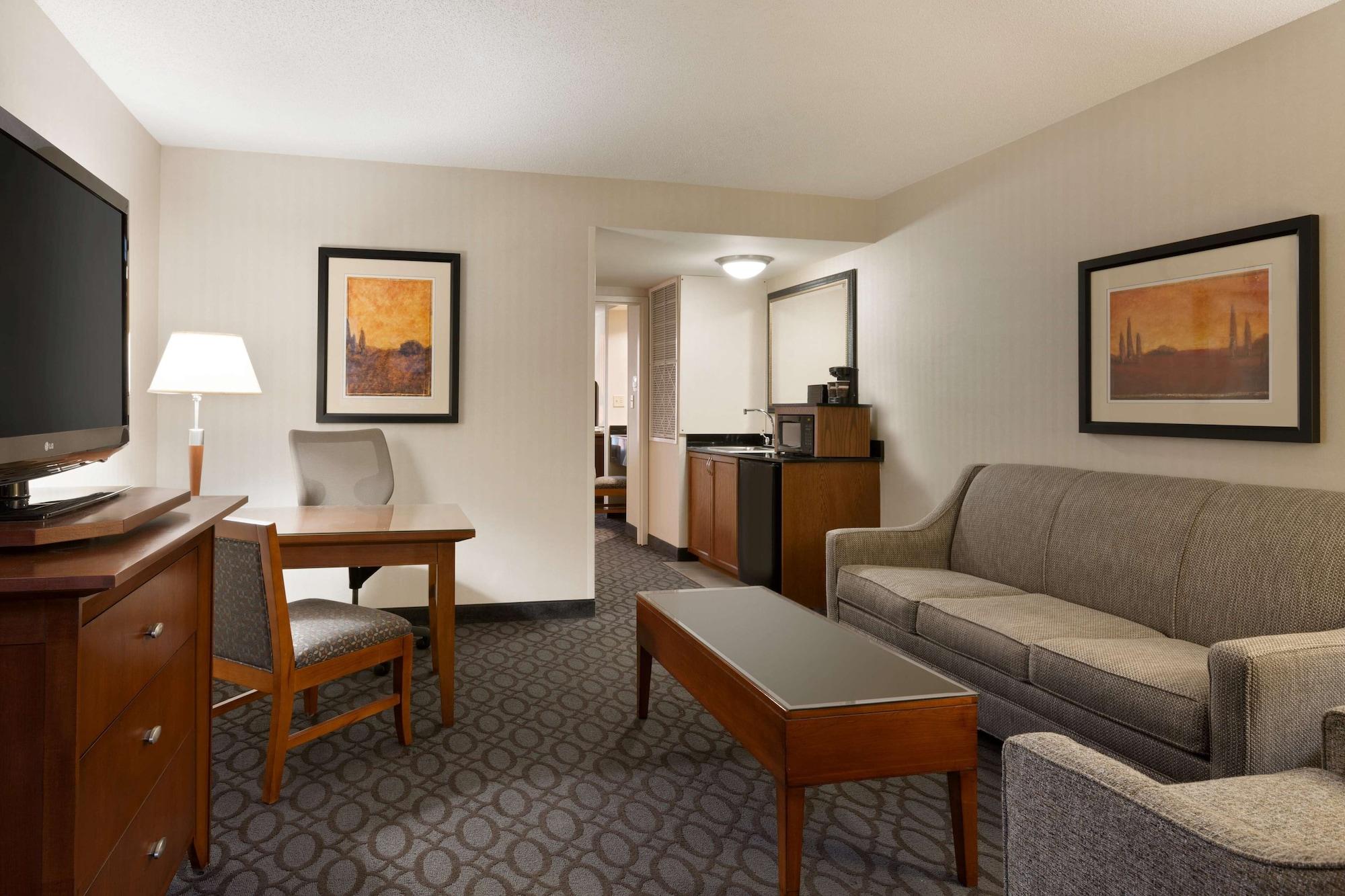 Embassy Suites By Hilton Dulles North Loudoun Екстер'єр фото