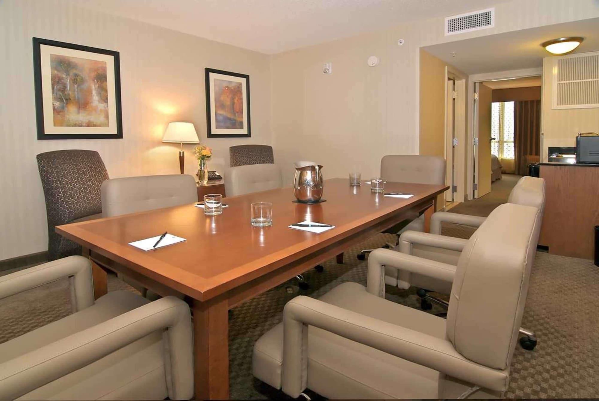 Embassy Suites By Hilton Dulles North Loudoun Екстер'єр фото