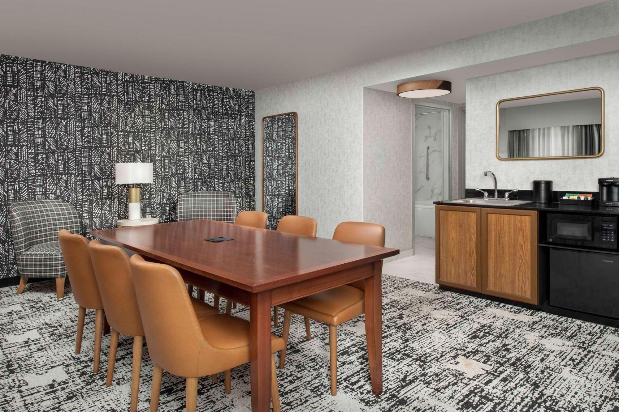 Embassy Suites By Hilton Dulles North Loudoun Екстер'єр фото